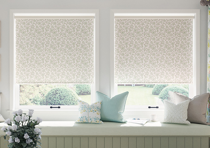 Poppy Field, Wedgewood Green - Twist&Fit Roller Blind - Image 3